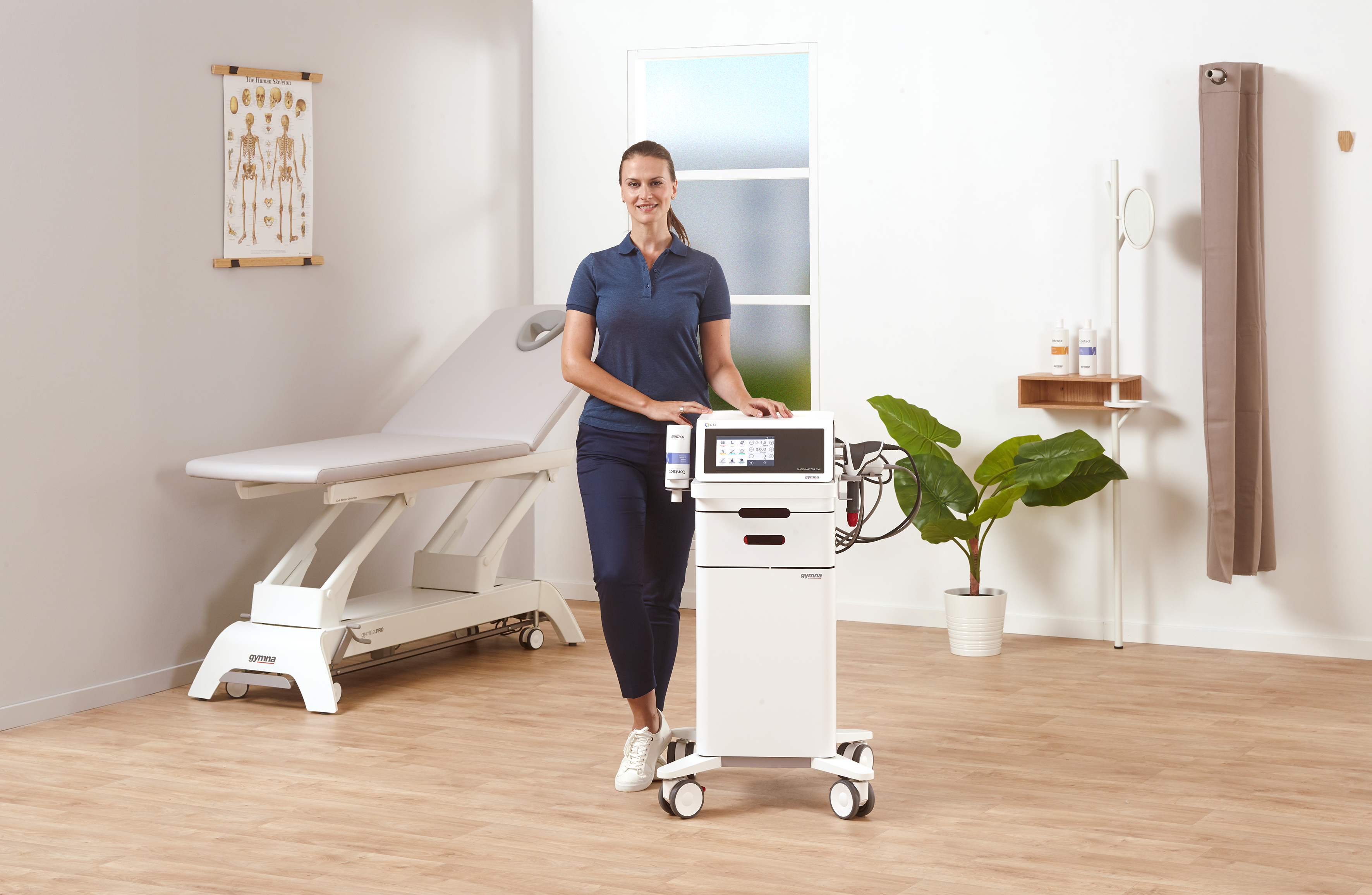 1. Erfahren Sie, wie Physiotherapeuten eine patientenorientierte Stoßwellentherapie anwenden, indem sie die Parameter an die Gewebereaktion, das Feedback der Patienten und die Rehabilitationsphase anpassen.